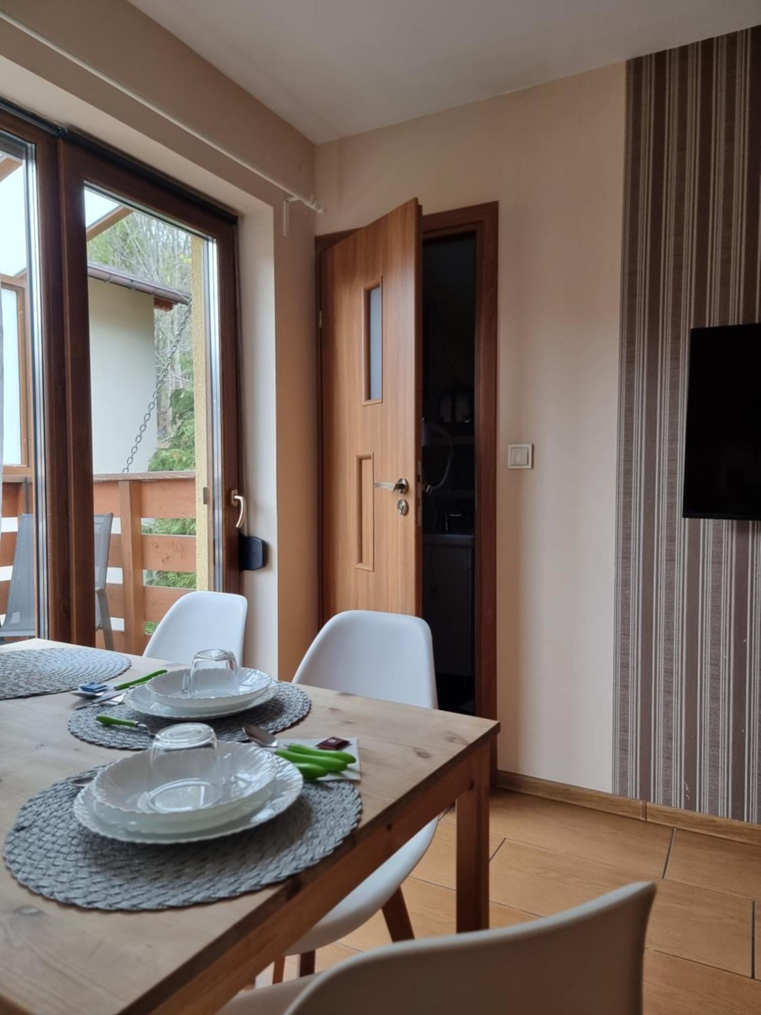 Ubytování v soukromí Wieczorek Goscinne Caloroczne Jacuzzi Ogrodowe *