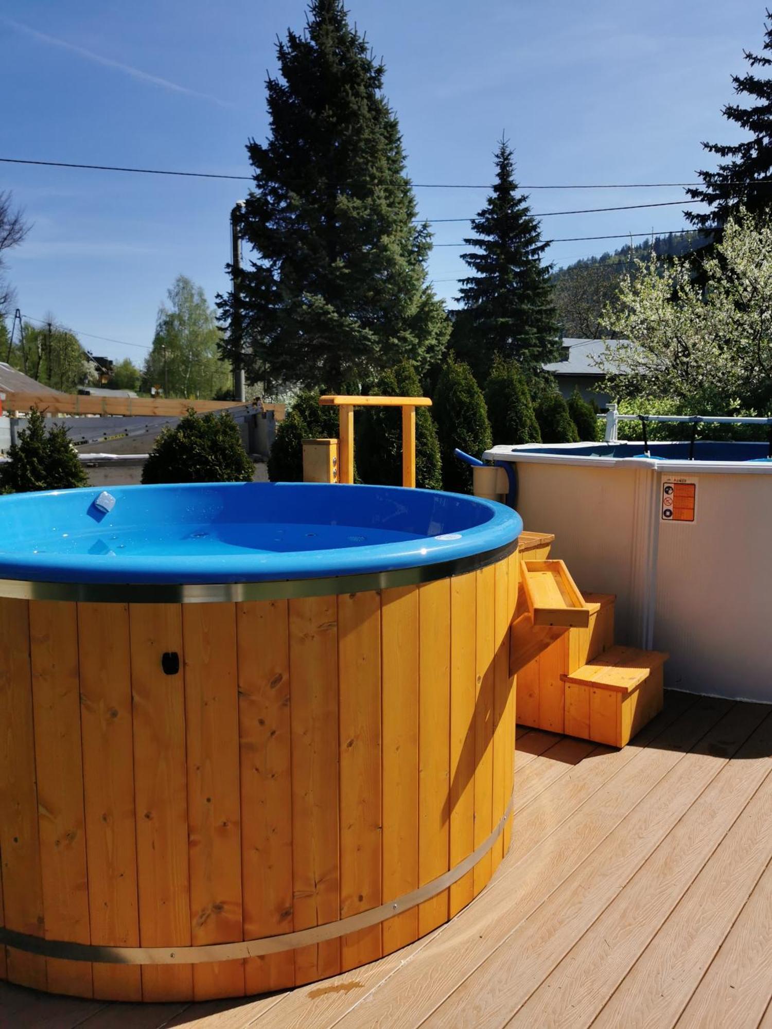 Wieczorek Goscinne Caloroczne Jacuzzi Ogrodowe Ubytování v soukromí