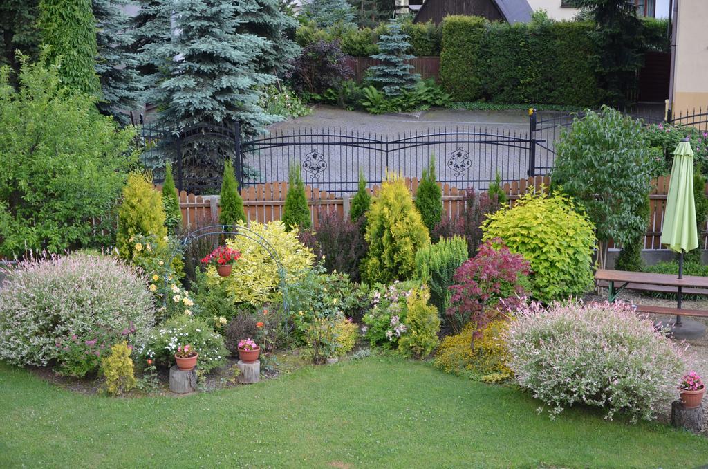 Wieczorek Goscinne Caloroczne Jacuzzi Ogrodowe